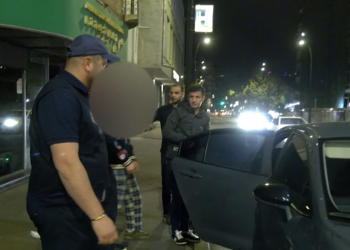 სპეცოპერაცია თბილისში – კრიმინალური პოლიცია უცხო ქვეყნის მოქალაქესთან ნაქირავებ ბინაში შევიდა