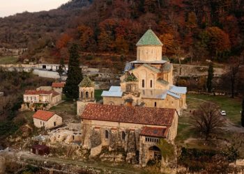 რა მდგომარეობაშია გელათის მონასტერი – კულტურის სფეროს წარმომადგენლები კითხვებზე პასუხებს ითხოვენ