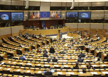 “ტყუილებით გაჯერებული” – „ქართულ ოცნებაში“ ევროპარლამენტის ახალ რეზოლუციას აკრიტიკებენ