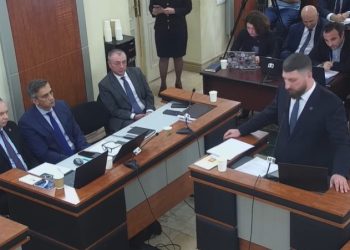 აგვისტოს ომიდან ორ თვეში მიღებული რეზოლუციის მხარდაჭერით „ნაცმოძრაობამ“ ხელი შეუწყო ტერიტორიული მთლიანობის ხელყოფას ან არ გაუკეთებია და დაიბრალა – ორივე შემთხვევაში ეს არის სახელმწიფო ინტერესების ღალატი – არჩილ გორდულაძე