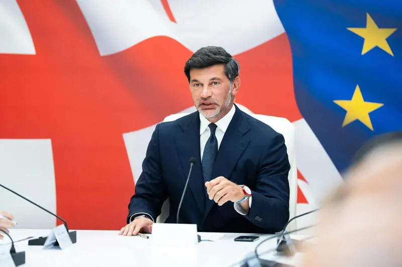 ნოემბრის ბოლოს რუსთაველის გამზირის რეაბილიტაცია დასრულებული იქნება – დაგეგმილია ასევე გამზირზე არსებული შენობა-ნაგებობების სრული რეაბილიტაცია, რომელიც გვინდა, მომავალ წელს დავიწყოთ – კახა კალაძე