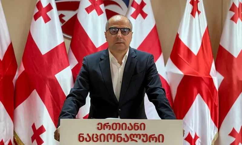 “ეს არ არის მხოლოდ ოპოზიციური პარტიების აკრძალვა, ეს ქართული სახელმწიფოებრიობის დაკრძალვის მცდელობაა…”- გიორგი კაპანაძე