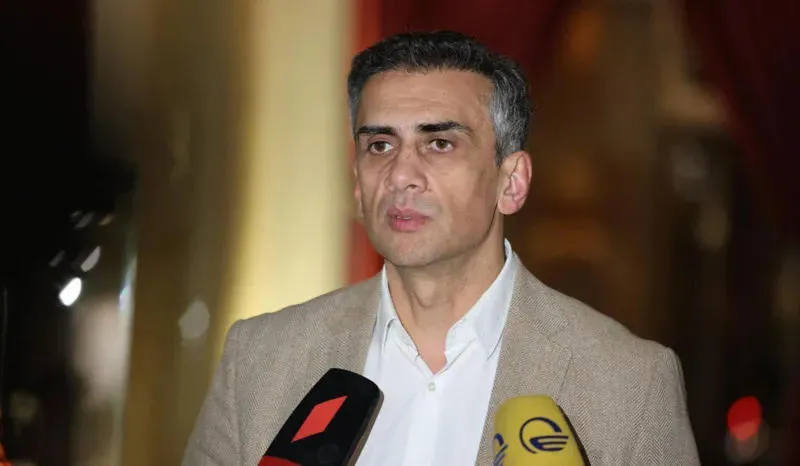 “რაც კონსტიტუციური პროცესია, ამაზე კრიტიკული განცხადებების გაკეთება არასწორია”- რას ამბობს გიორგი კახიანი ეუთო-ს საპარლამენტო ასამბლეის ვიცე-პრეზიდენტის განცხადებაზე