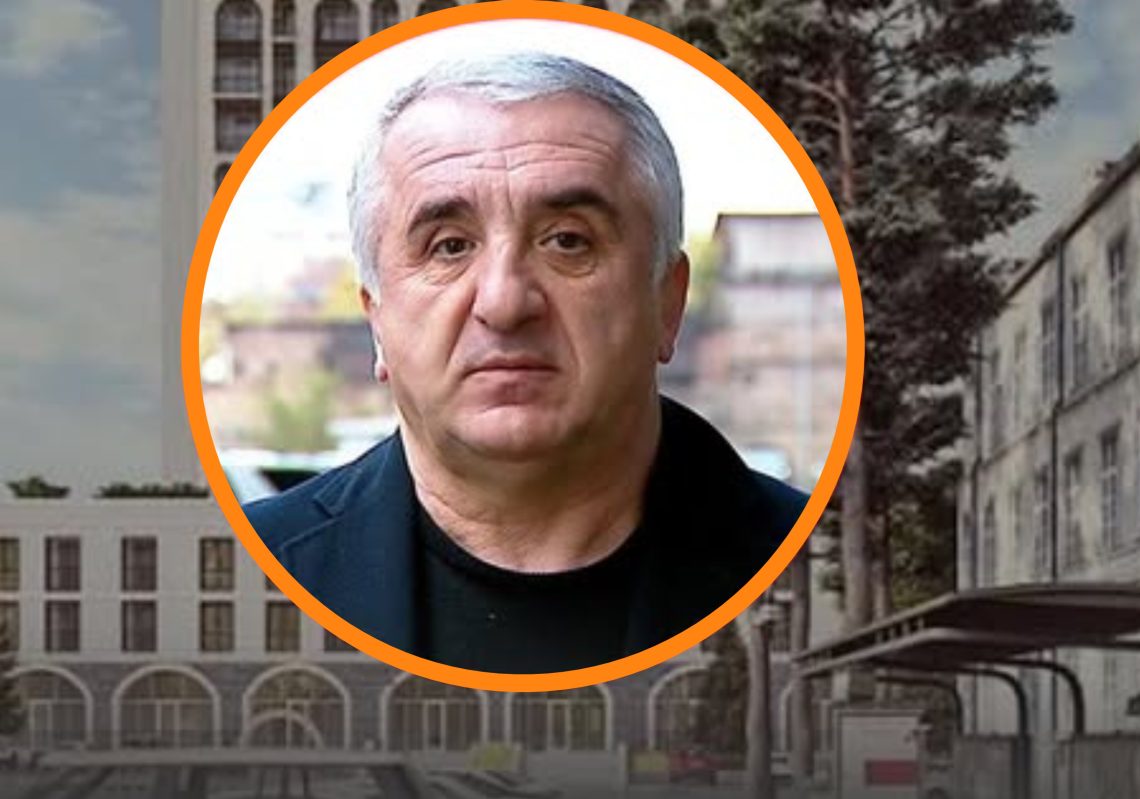 ,,ყველაფერი გააქვს საქართველოდან. მხოლოდ სახლს იტოვებს…” – რას აცხადებს ზაზა მეხრიშვილი ვალერი გელაშვილზე