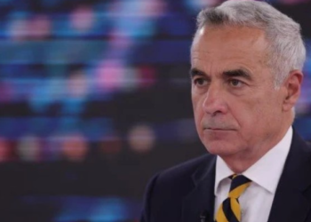რუმინეთის სასამართლომ პრეზიდენტობის ყოფილ კანდიდატს, კალინ ჯორჯესკუს წინასწარი პატიმრობა 30-დღიანი შინაპატიმრობით შეუცვალა