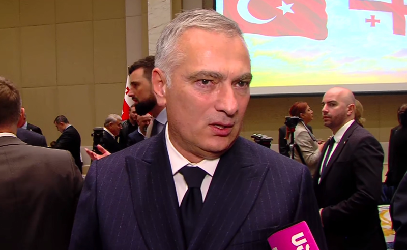 “მე რაც ვიცი, ყველაფერს ხომ არ ვიტყვი?”- რას აცხადებს იუსტიციის მინისტი დავით ფეიქრიშვილის ცემის ფაქტზე