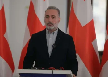 კობახიძის მიერ ტრამპთან ხელის ჩამორთმევის ფოტო პროტოკოლურია – გიორგი შარაშიძეხელის ჩამორთმევისას ვერანაირი მნიშვნელოვანი საკითხები ვერ განიხილებოდა-