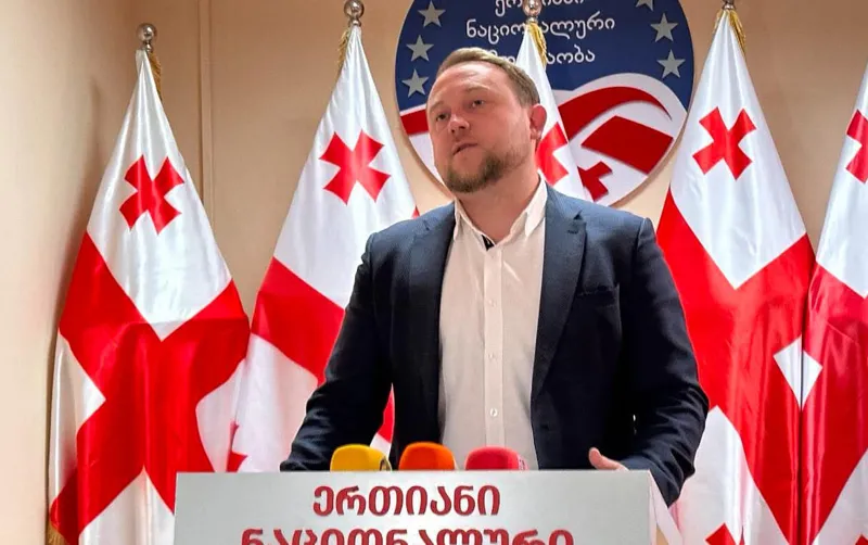“კახა კალაძემ საცობები თბილისელებს დააბრალა, თითქოს პრობლემა განპირობებულია იმით, რომ გადაადგილდება ბევრი ადამიანი, ბევრი ავტომობილით – საცობები არის არასწორი მენეჯმენტის, კორუმპირებული ხელისუფლების შედეგი!”- რას ამბობს ვასო ურუშაძე